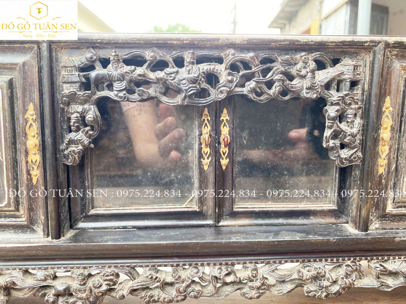Hình ảnh tủ chè mini gỗ trắc 
